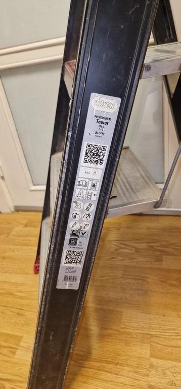 Altrex trap TBG3 beschikbaar voor biedingen