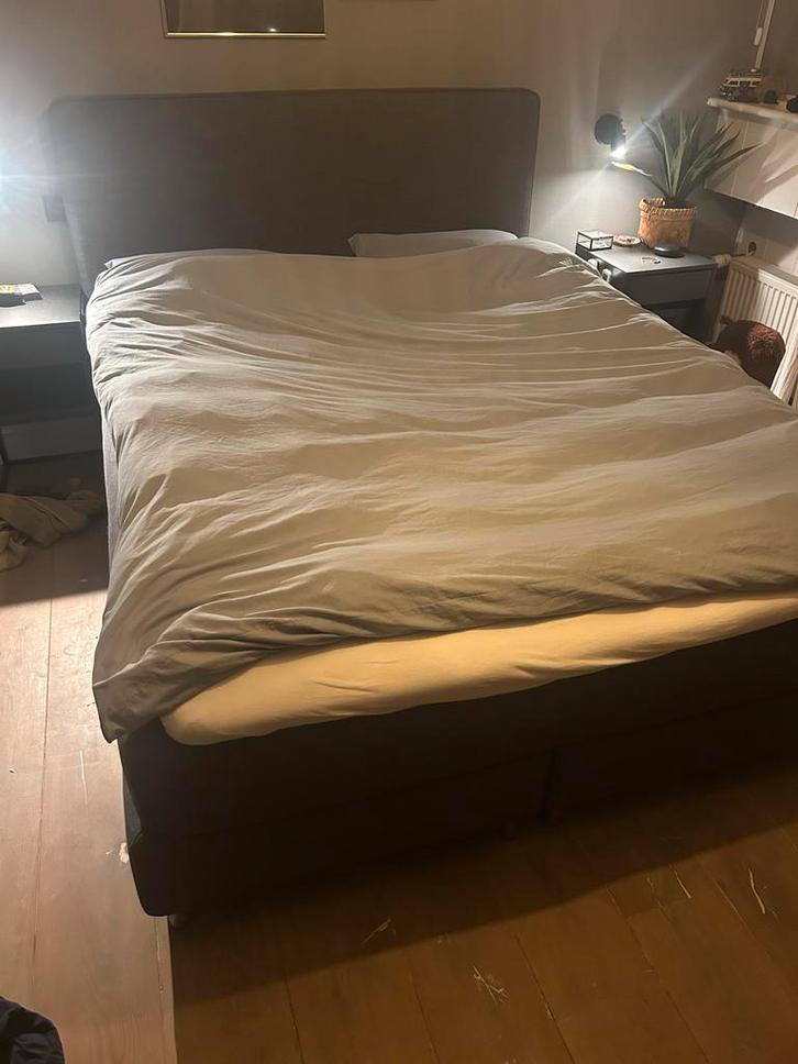 IKEA boxspring 160x200, Huis en Inrichting, Slaapkamer | Bedden, Gebruikt, Tweepersoons, 160 cm, 200 cm, Stof, Grijs, Ophalen