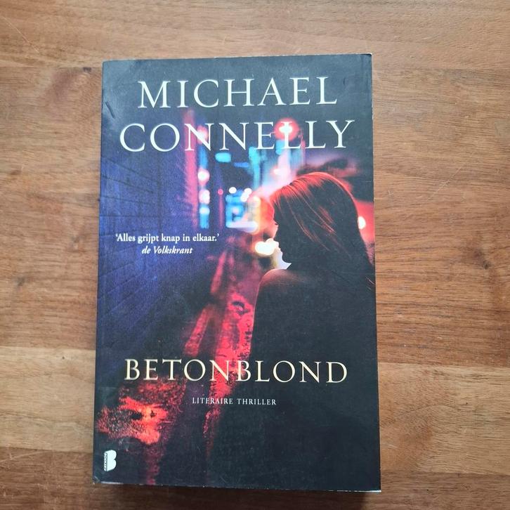 Michael Connelly - Betonblond, Boeken, Thrillers, Gelezen, Ophalen of Verzenden