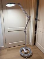 LED loeplamp op statief - verstelbaar en verrijdbaar, Ophalen, Zo goed als nieuw, Loeplamp