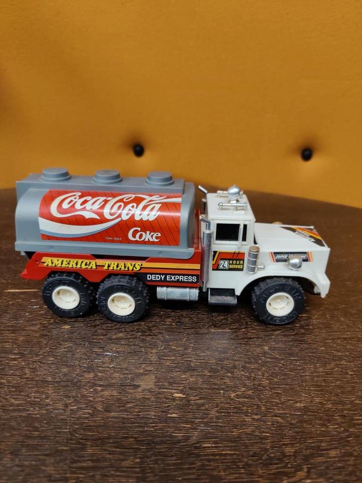 Vintage Coca-Cola Tankwagen Truck - Dedy Company '70/'80s, Hobby en Vrije tijd, Modelauto's | 1:50, Zo goed als nieuw, Bus of Vrachtwagen