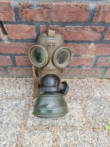 Gasmasker beschikbaar voor biedingen
