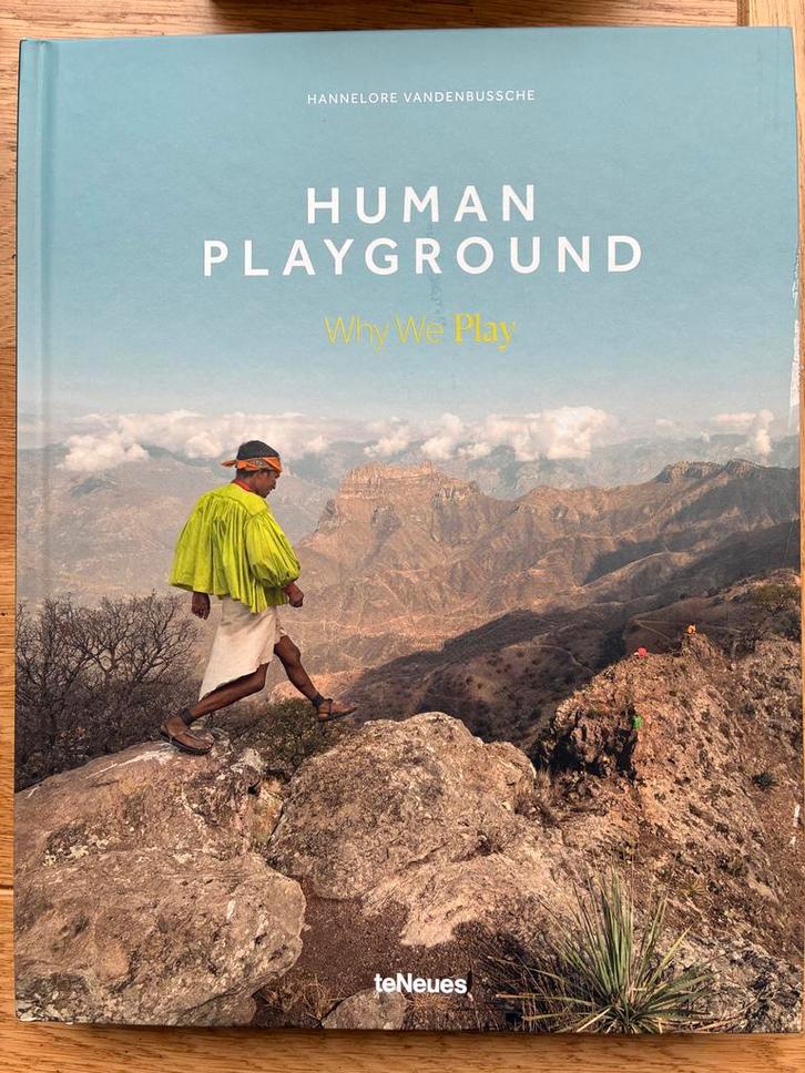 Human Playground - Waarom we spelen, Hannelore Vandebussche, Boeken, Kunst en Cultuur | Fotografie en Design, Zo goed als nieuw