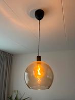 2x Moderne Hanglamp – Rookglas Bol met Zwarte Fitting, Huis en Inrichting, Lampen | Hanglampen, Ophalen, Zo goed als nieuw, Glas