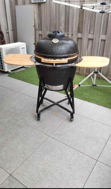 Nieuwe XL Kamado met Divide en Conquer  beschikbaar voor biedingen