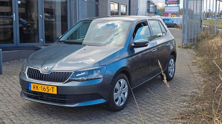Skoda Fabia 1.0 Ambition, Auto's, Skoda, Bedrijf, Te koop, Fabia, ABS, Airbags, Airconditioning, Boordcomputer, Centrale vergrendeling