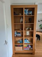Massief eiken boekenkast, Ophalen, Zo goed als nieuw, 25 tot 50 cm