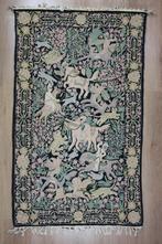 Vintage wandtapijt kettingsteek borduurwerk oud kleed tapijt, Antiek en Kunst, Antiek | Kleden en Textiel, Ophalen of Verzenden