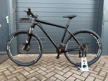 Specialized Mountainbike zwart 29 inch beschikbaar voor biedingen