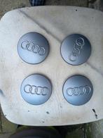 Audi  naafkapjes, Auto diversen, Wieldoppen, Ophalen of Verzenden, Zo goed als nieuw