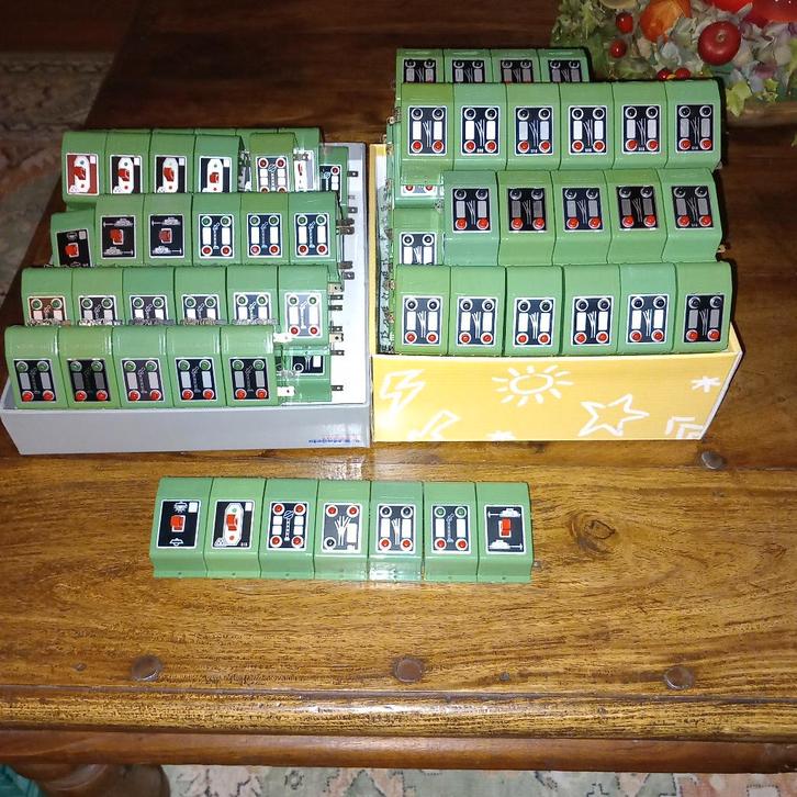 60 Fleischmann schakelaars, Hobby en Vrije tijd, Modeltreinen | H0, Gebruikt, Overige typen, Gelijkstroom, Fleischmann, Ophalen of Verzenden