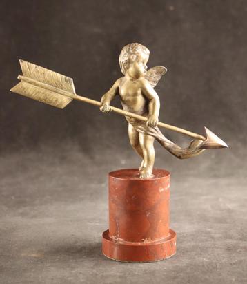 Antiek bronzen beeldje van Cupido  beschikbaar voor biedingen