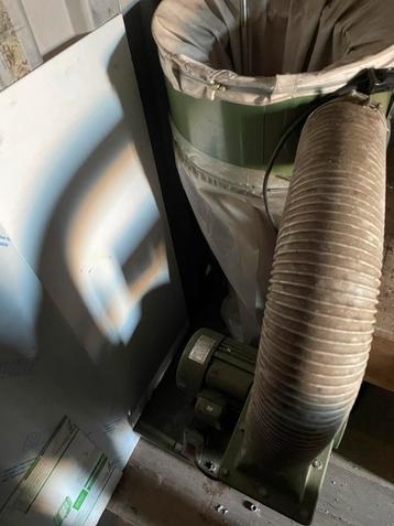 Houtstof afzuiging 220V beschikbaar voor biedingen
