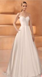Nieuwe Bianco Evento trouwjurk strapless satijn zakken, Ophalen of Verzenden, Nieuw, Wit, Trouwjurk