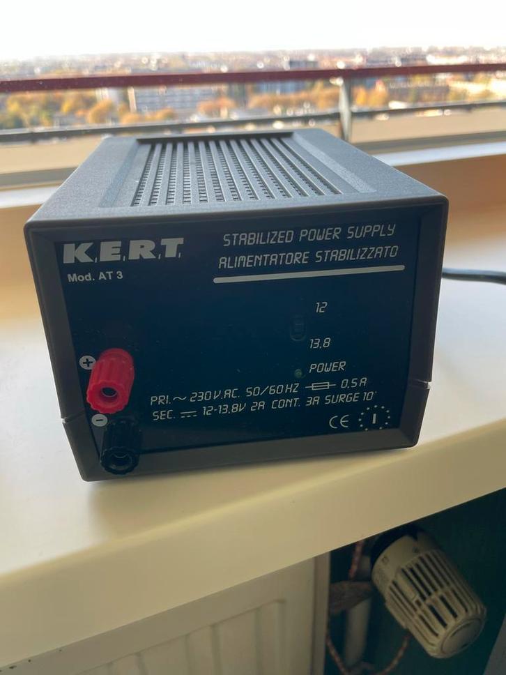 Kert Mod. AT 3 Gestabiliseerde Voeding, Hobby en Vrije tijd, Elektronica-componenten, Ophalen of Verzenden