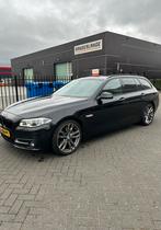 BMW 5-Serie 530D 190KW Touring Aut8 2015 Zwart, Auto's, Automaat, Achterwielaandrijving, 2993 cc, 1795 kg