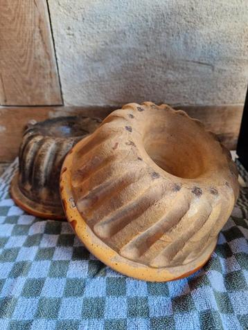 BROCANTE FRANSE BAKVORMEN TULBANDEN beschikbaar voor biedingen