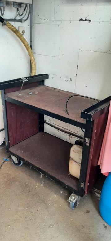 Gereedschap wagen  kar wagentje beschikbaar voor biedingen
