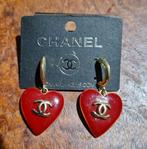 Chanel oorbellen, Ophalen of Verzenden, Zo goed als nieuw, Goud, Overige materialen