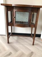 Antiek theekastje., Ophalen