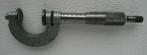 Micrometer 0-25mm 1/100mm met klemschotels, Antiek en Kunst, Antiek | Gereedschap en Instrumenten, Ophalen of Verzenden