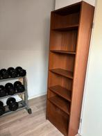 Twee bruine ikea boekenkasten, Ophalen of Verzenden, Gebruikt, 25 tot 50 cm