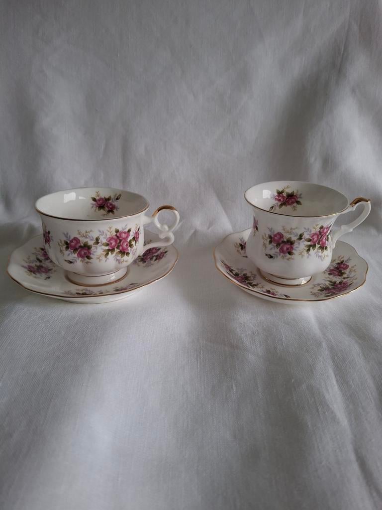 Royal Ascot 'Society Rose' twee kop en schotels, Ophalen of Verzenden