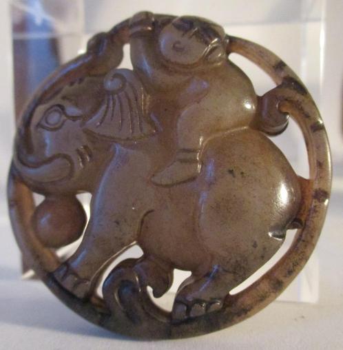 Amulet Serpentine-Beschermend -Monkey & Elefant Ø-5cm.-nieuw, Cd's en Dvd's, Cd's | Meditatie en Spiritualiteit, Nieuw in verpakking