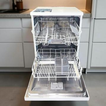 Vaatwasser Outlet Siemens iQ100 12-Couverts incl Garantie beschikbaar voor biedingen