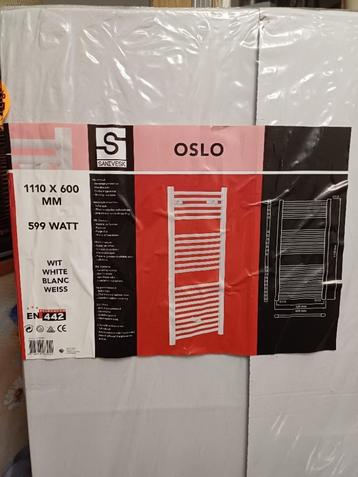Radiator voor handdoek 599 Watt afm.111x60cm  NIEUW in doos beschikbaar voor biedingen
