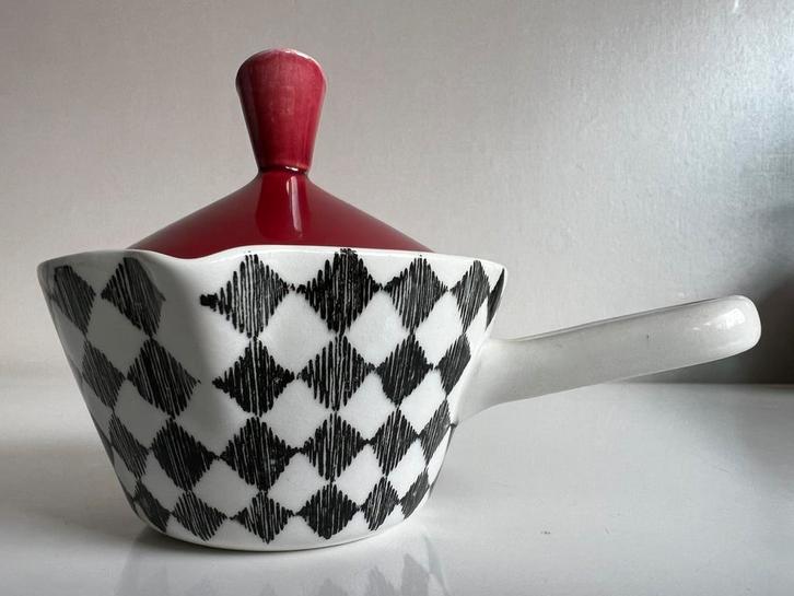 Vintage Rörstrand Red Top Sauskom + Deksel Marianne Westman, Antiek en Kunst, Antiek | Servies los, Ophalen of Verzenden