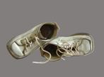 Vintage  Brocante  Shabby Baby Schoentjes jaren 80, Antiek en Kunst, Ophalen of Verzenden, Kinderen, Vintage antiek oud