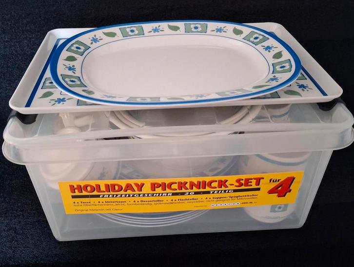 Melamine camping servies 4 personen, Caravans en Kamperen, Kampeeraccessoires, Gebruikt, Ophalen of Verzenden