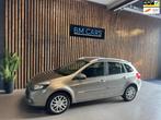 Renault Clio Estate 1.2 TCE Dynamique Airco, Navigatie, Voorwielaandrijving, Gebruikt, 4 cilinders, 1095 kg