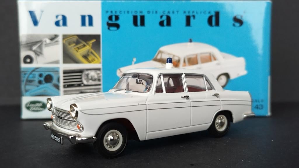Austin A60 Cardiff Police 1:43 Vanguards Pol, Auto, Nieuw, Info@corgiclassics.co.uk, Le19 1rl Leicester uk