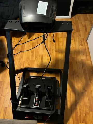 Thrustmaster TS-PC (met pedalen en wheel stand en formule 1  beschikbaar voor biedingen