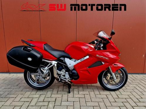 VFR 800 FI VTEC ABS, NL MOTOR, SUPER NETTE MOTOR.  VFR800, Motoren, Motoren | Honda, Bedrijf, Sport, meer dan 35 kW, 4 cilinders