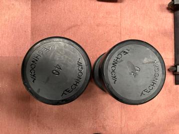 TechnoGym Dumbells 40x40 beschikbaar voor biedingen