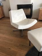 Moderne lederen draaistoel, Huis en Inrichting, Fauteuils, Ophalen, Zo goed als nieuw, 50 tot 75 cm