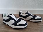 Sneakers maat 38, Jongen of Meisje, Schoenen, Nieuw, Ophalen of Verzenden