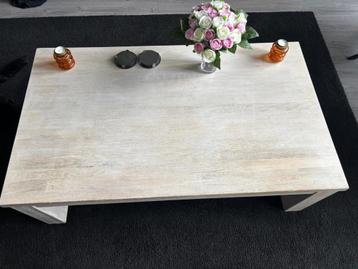 Salontafel beschikbaar voor biedingen