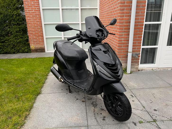Piaggio Zip 4t 50cc, Fietsen en Brommers, Scooters | Piaggio, Gebruikt, Zip, Maximaal 45 km/u, Benzine, Ophalen