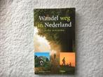 boek wandel weg in Nederland Haro Hielkema 50 routes, Boeken, Overige merken, Zo goed als nieuw, Benelux, Fiets- of Wandelgids