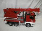Bruder Mercedes brandweer kraanwagen met brandweerman, Ophalen, Zo goed als nieuw