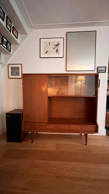 Mid Century high board / buffetkast / tv kast beschikbaar voor biedingen
