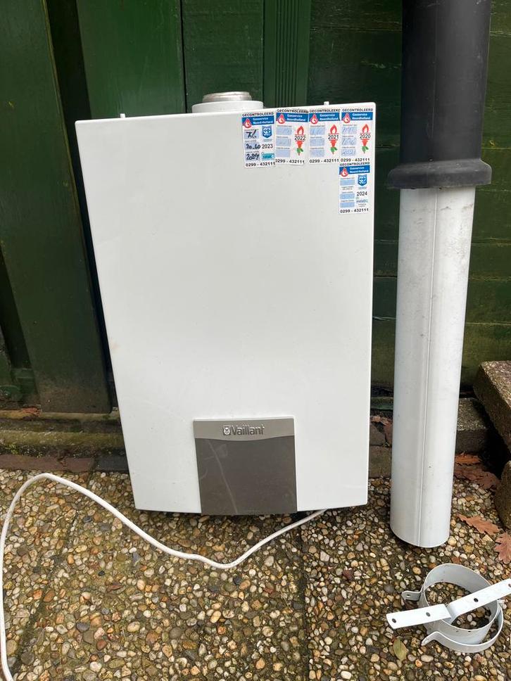 Vaillant Geiser  turbo mag plus-Gekeurd in 2024!, Doe-het-zelf en Verbouw, Geisers en Boilers, Gebruikt, Geiser, Aardgas, Minder dan 20 liter