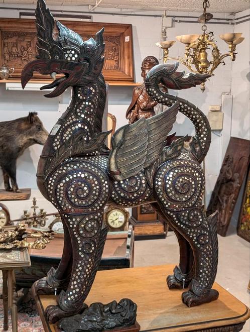 Groot oosters beeld Garuda., Antiek en Kunst, Kunst | Beelden en Houtsnijwerken, Ophalen