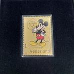 Gouden postzegel Disney 100 jaar (Postzegel met goud Mickey, Postzegels en Munten, Postzegels | Nederland, Na 1940, Ophalen of Verzenden