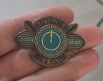 Efteling medewerkers Pin Oud & Nieuw 2024-2025, Verzamelen, Efteling, Ophalen of Verzenden, Nieuw, Button of Speldje