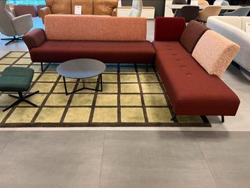 Havee hoekbank Lake beschikbaar voor biedingen